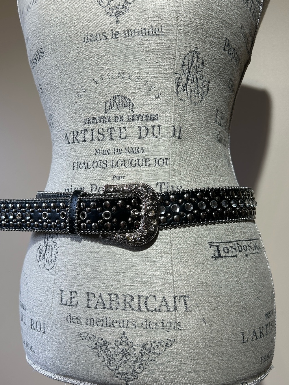 Studded Rhinestone Western Belt, Decorative Buckle, Black, 34”